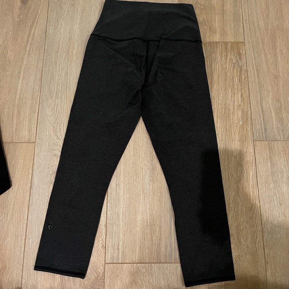 COPY - Lululemon Capri Leggings